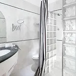 Hotel Strand Hotell 3*