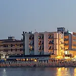 Hotell Hotel Strand 3*