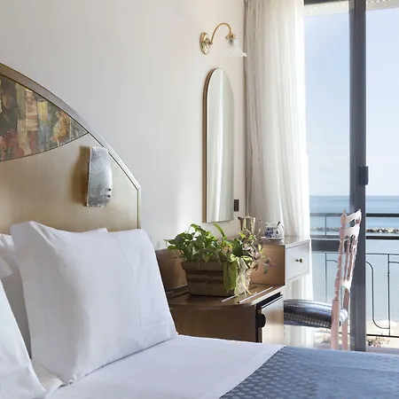 Hotel Strand Hotel 3*