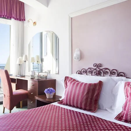 فندق Hotel Strand بيلاريا-إيجيا مارينا