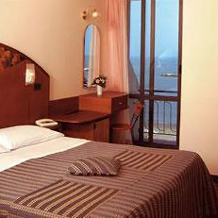 Hotel Hotel Strand 3*