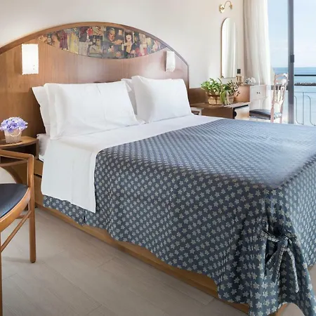 Hotel Strand بيلاريا-إيجيا مارينا