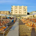 Hotel Strand Hotel 3*