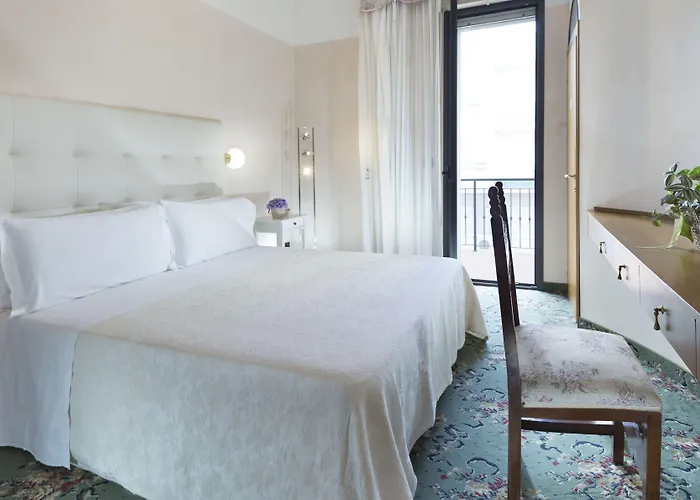 Hotel Strand 3* Bellaria – Igea Marina