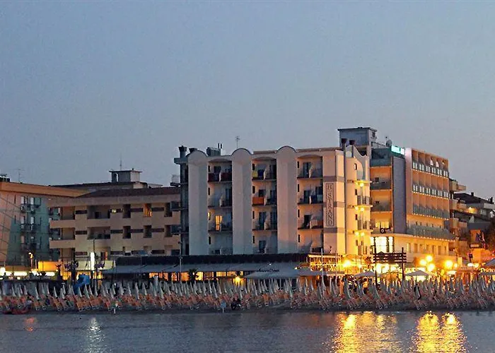 Hotell Hotel Strand 3*